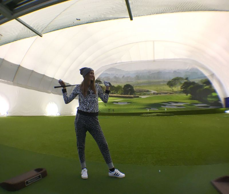 Miss Suomi finalisti Elina Hoiska – golf ja Vuosaari veivät mukanaan